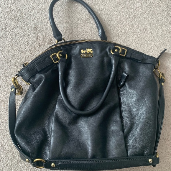 Coach bag black color - Picture 3 of 4